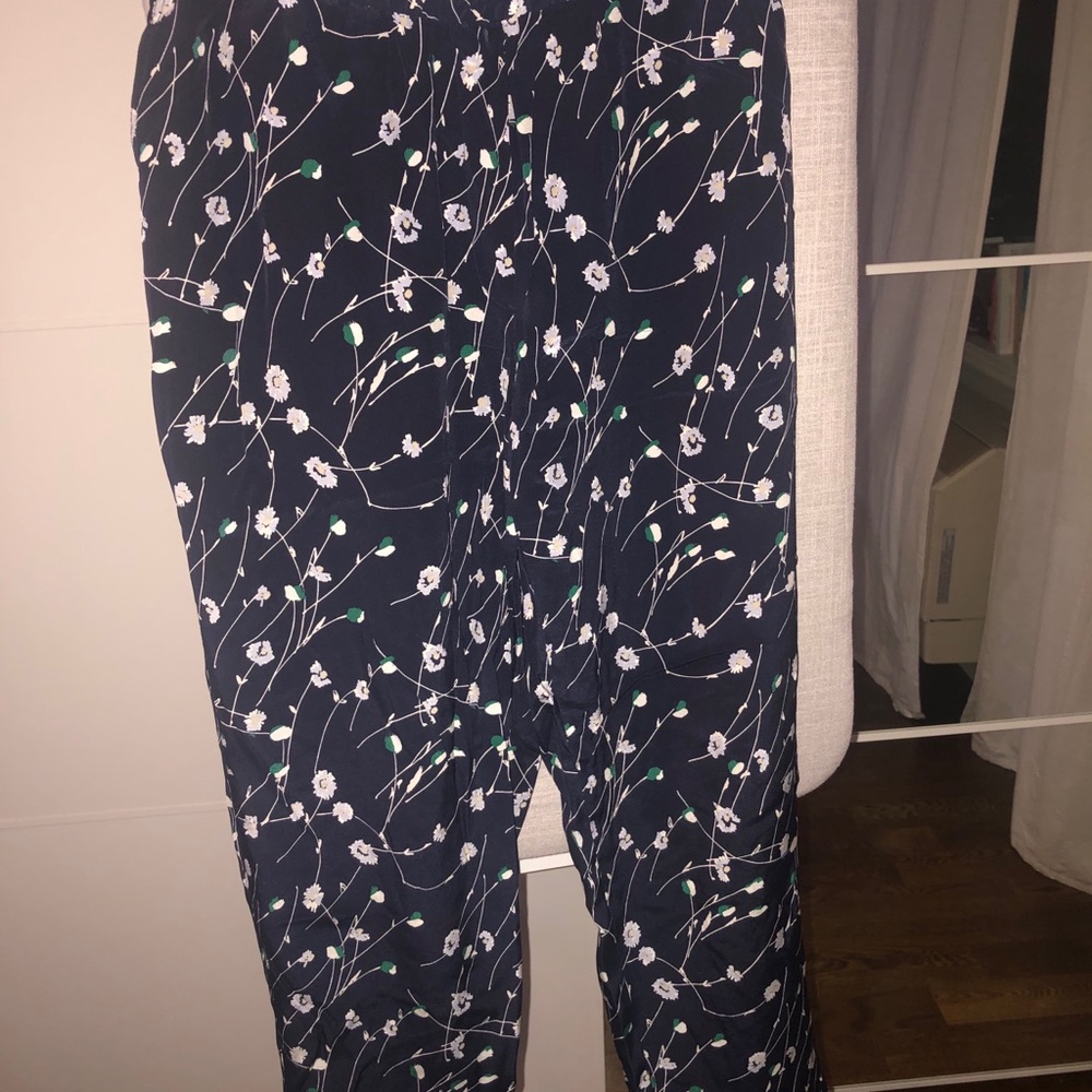 Printed floral silk pants